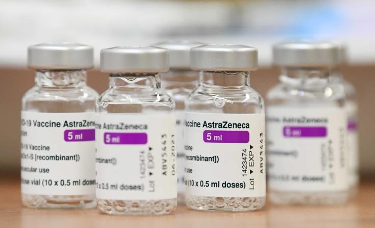 ΚΟΡΩΝΟΪΟΣ: Η AstraZeneca ανακοίνωσε την αποτελεσματικότητα των εμβολίων της βασισμένη σε έρευνα 